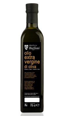 Olio extravergine di oliva in bottiglia da 0,75 cl.